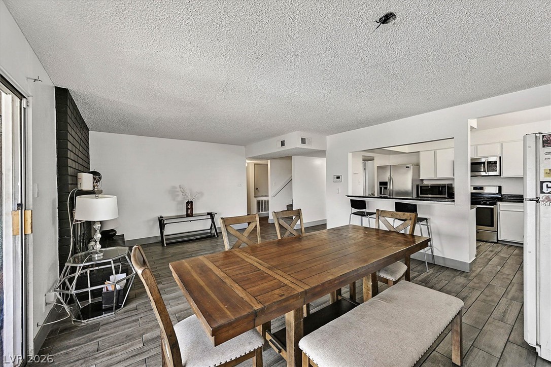 4301 El Esteban Way Property Photo 16