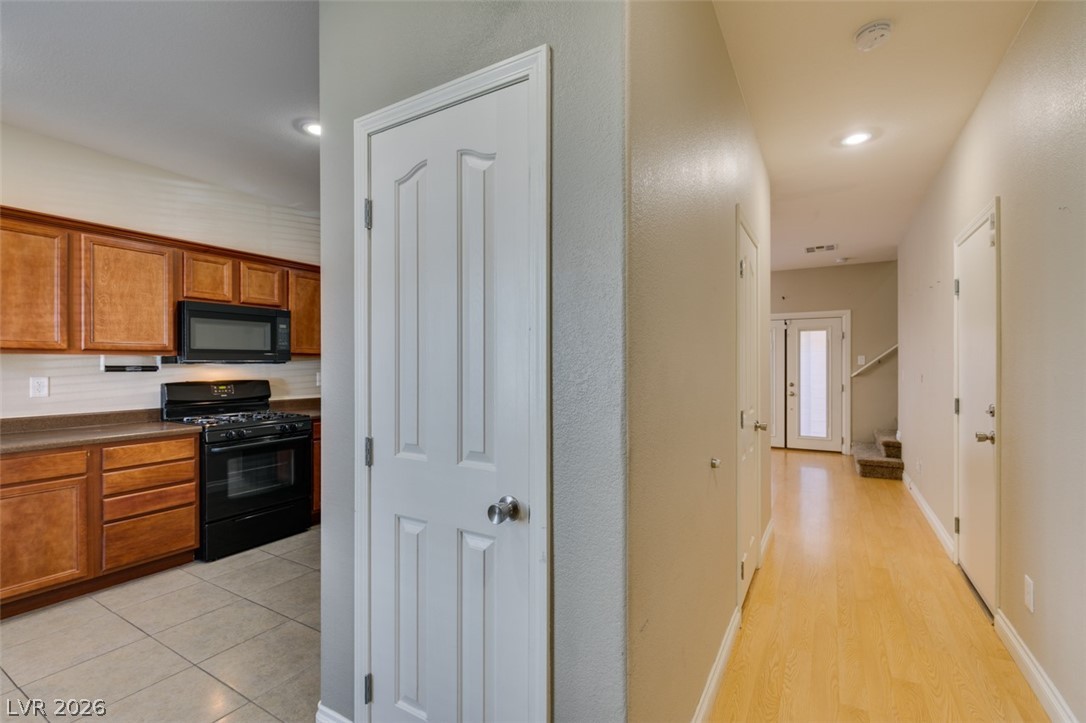169 Almond Ridge Place Property Photo 3