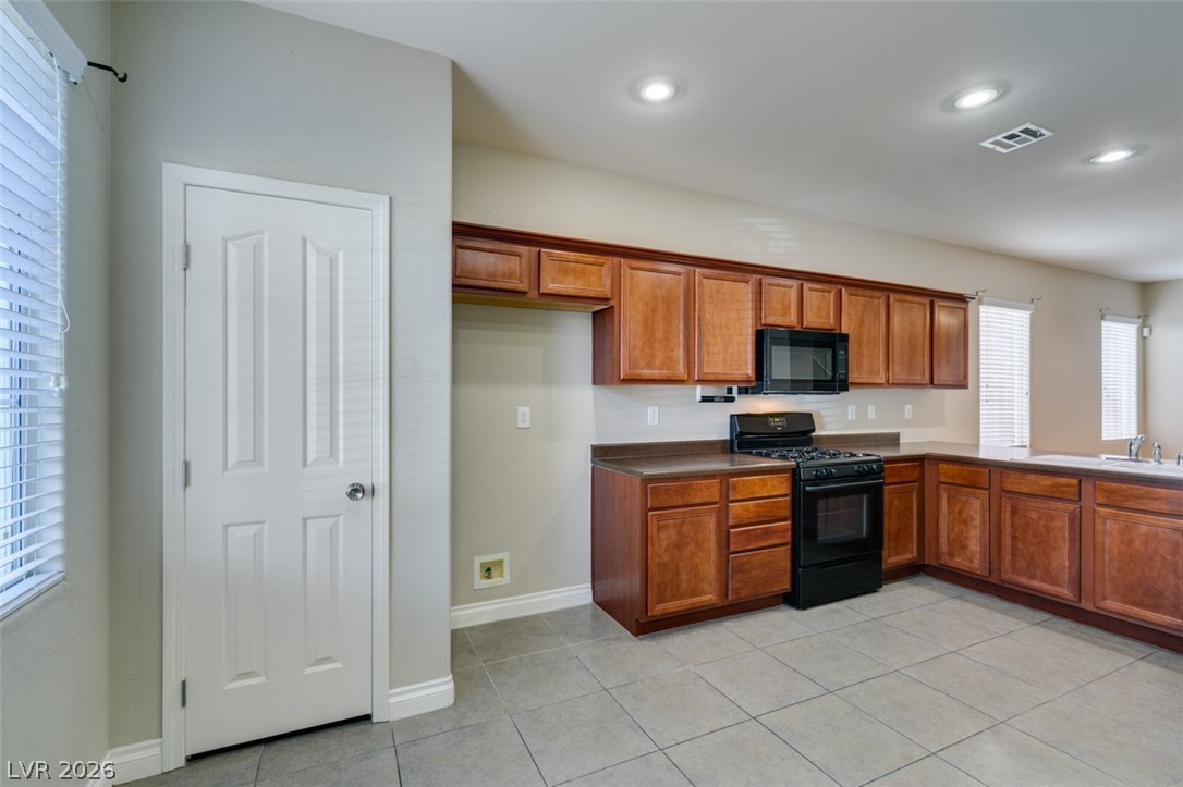 169 Almond Ridge Place Property Photo 17