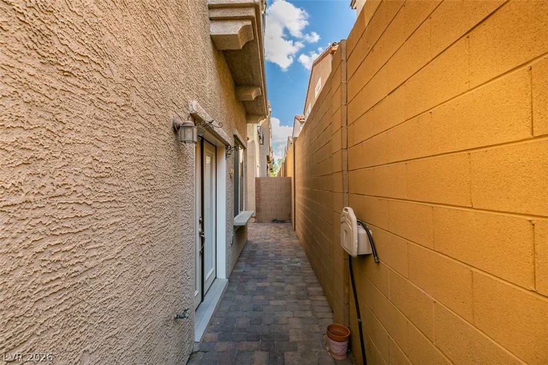 169 Almond Ridge Place Property Photo 29