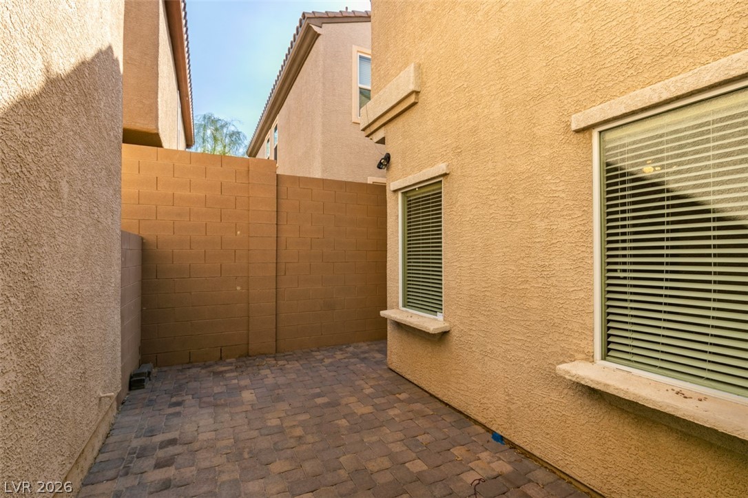 169 Almond Ridge Place Property Photo 32