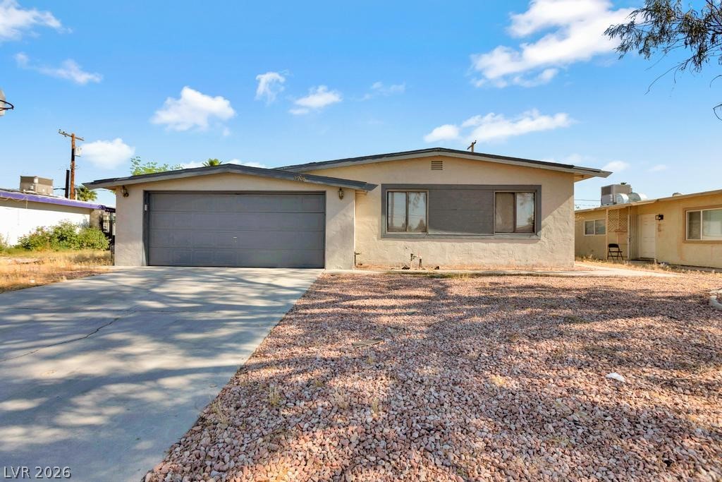 5908 Gipsy Avenue Property Photo 2