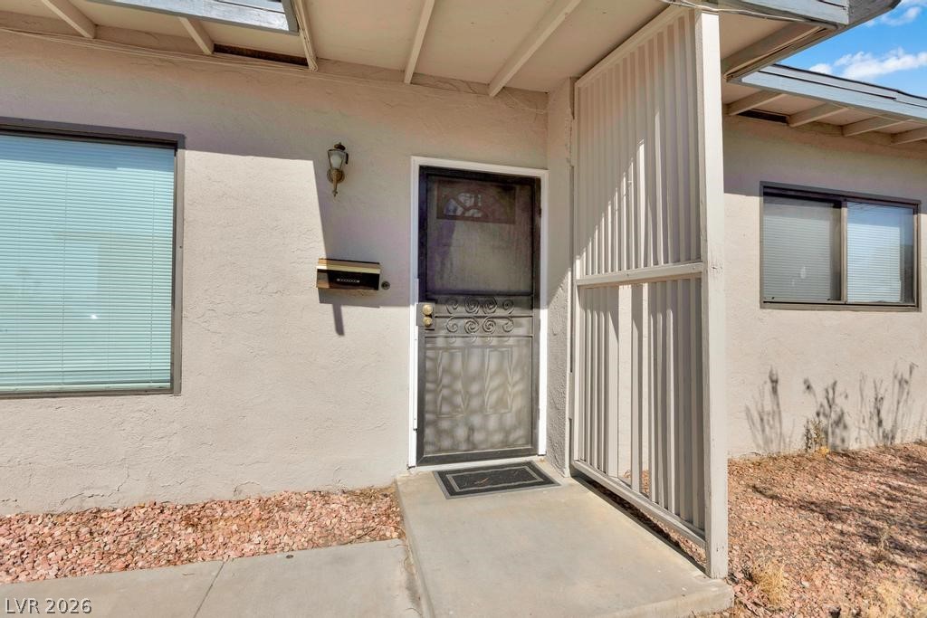 5908 Gipsy Avenue Property Photo 3