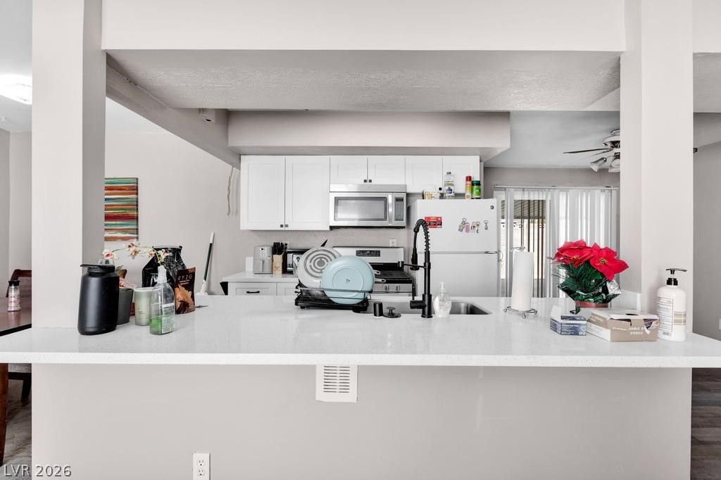 5908 Gipsy Avenue Property Photo 8