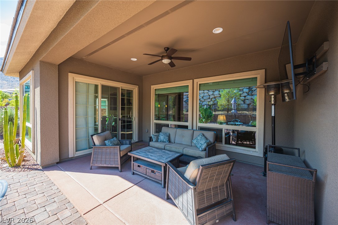 11113 Black Fire Opal Drive Property Photo 9