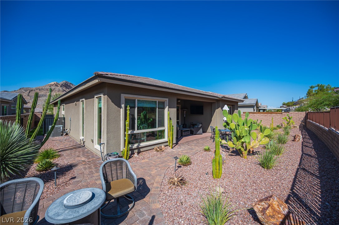 11113 Black Fire Opal Drive Property Photo 14