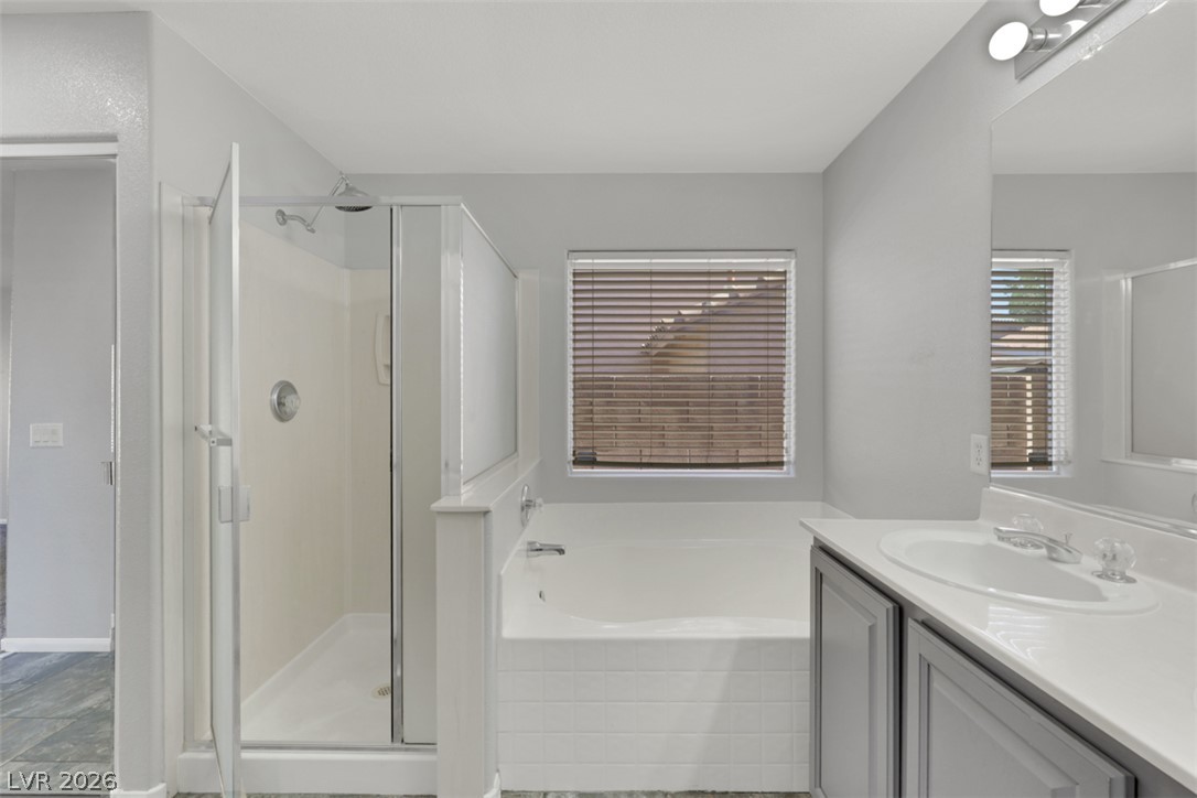 1013 Black Olive Property Photo 25