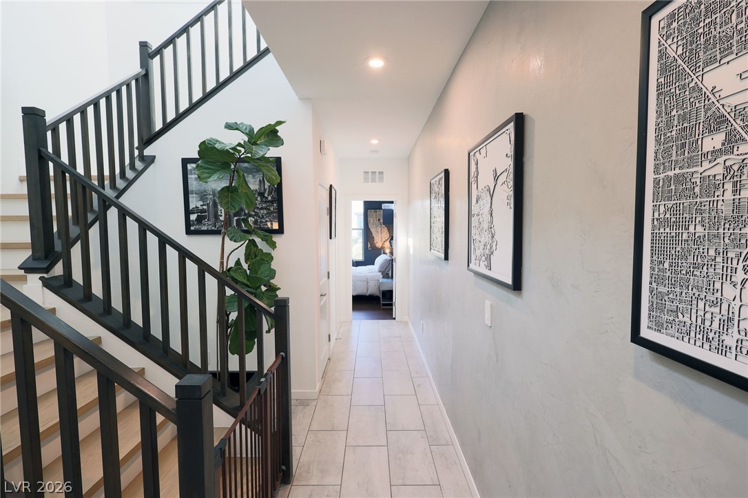 6206 Bravestar Court Property Photo 4