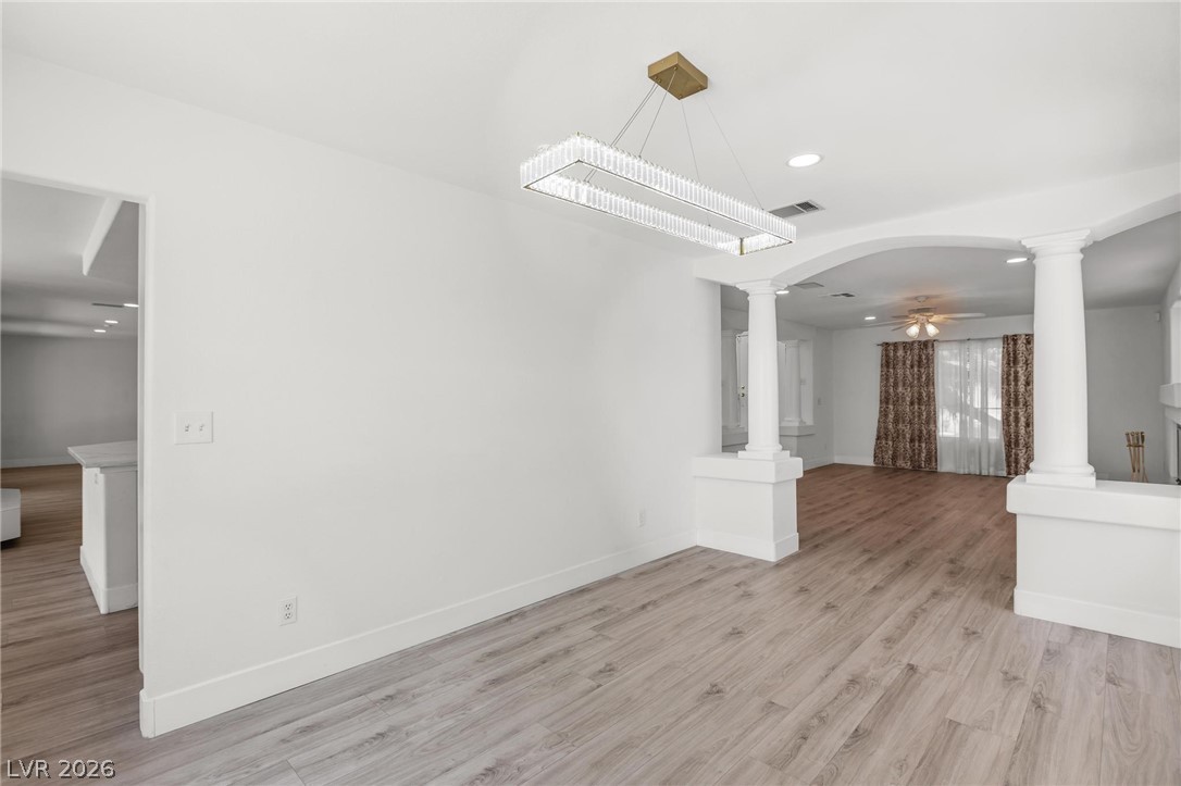 276 Helmsdale Drive Property Photo 17