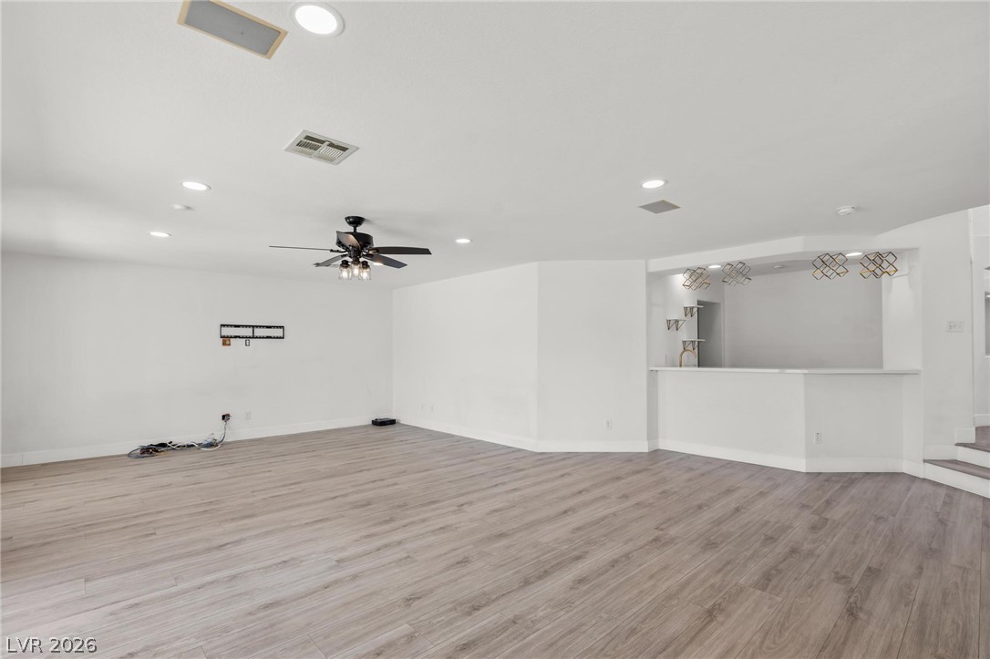 276 Helmsdale Drive Property Photo 21