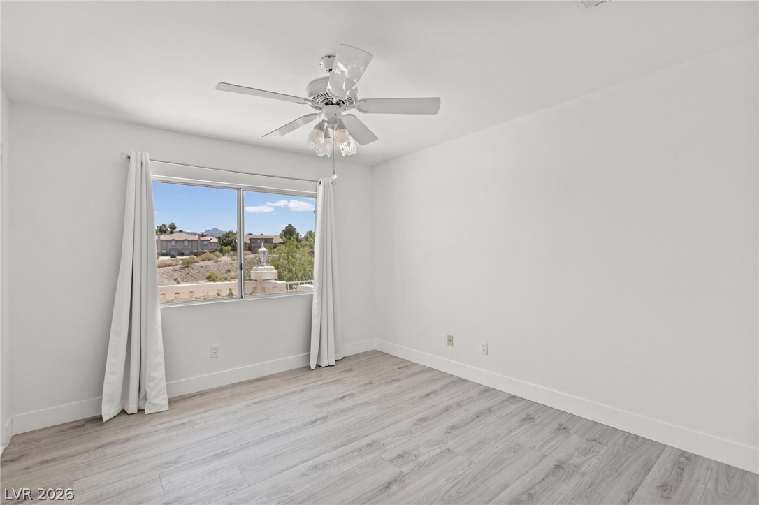 276 Helmsdale Drive Property Photo 43