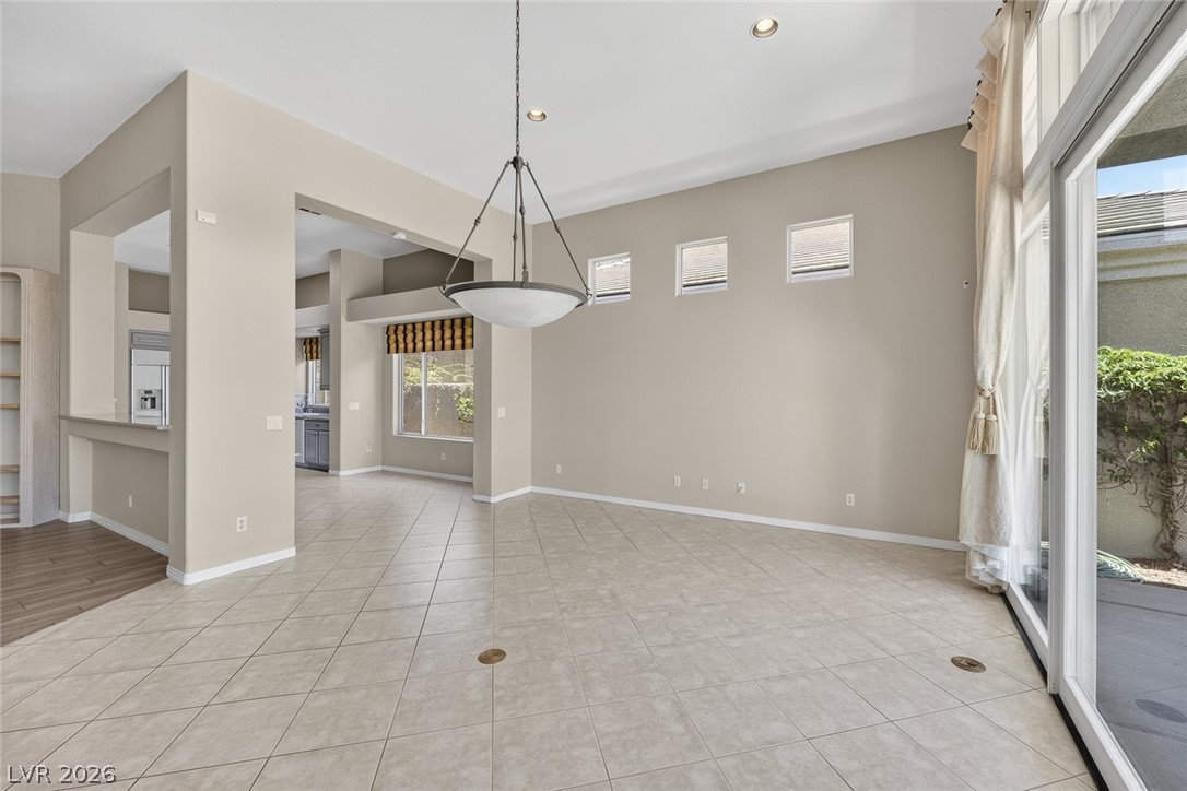 9437 Canyon Mesa Drive Property Photo 12