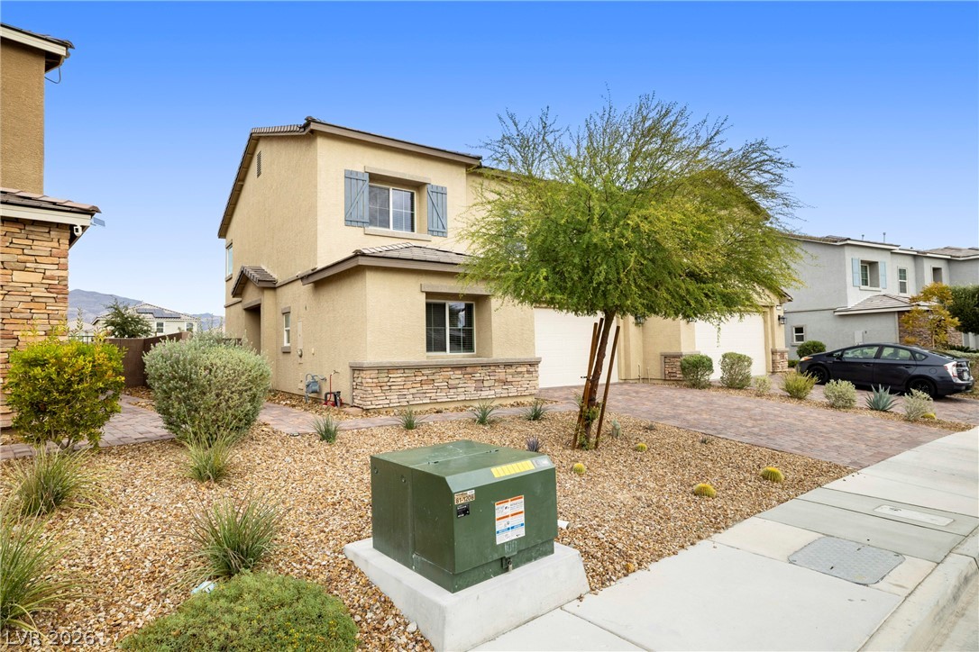 1638 Dire Wolf Avenue Property Photo 3
