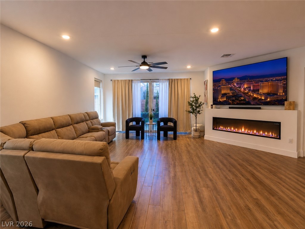6366 Pipers Brook Lane Property Photo 1
