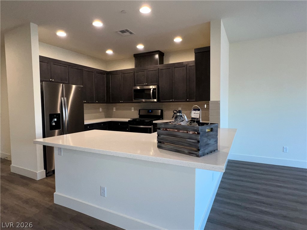 1421 Jules Lane Property Photo 3