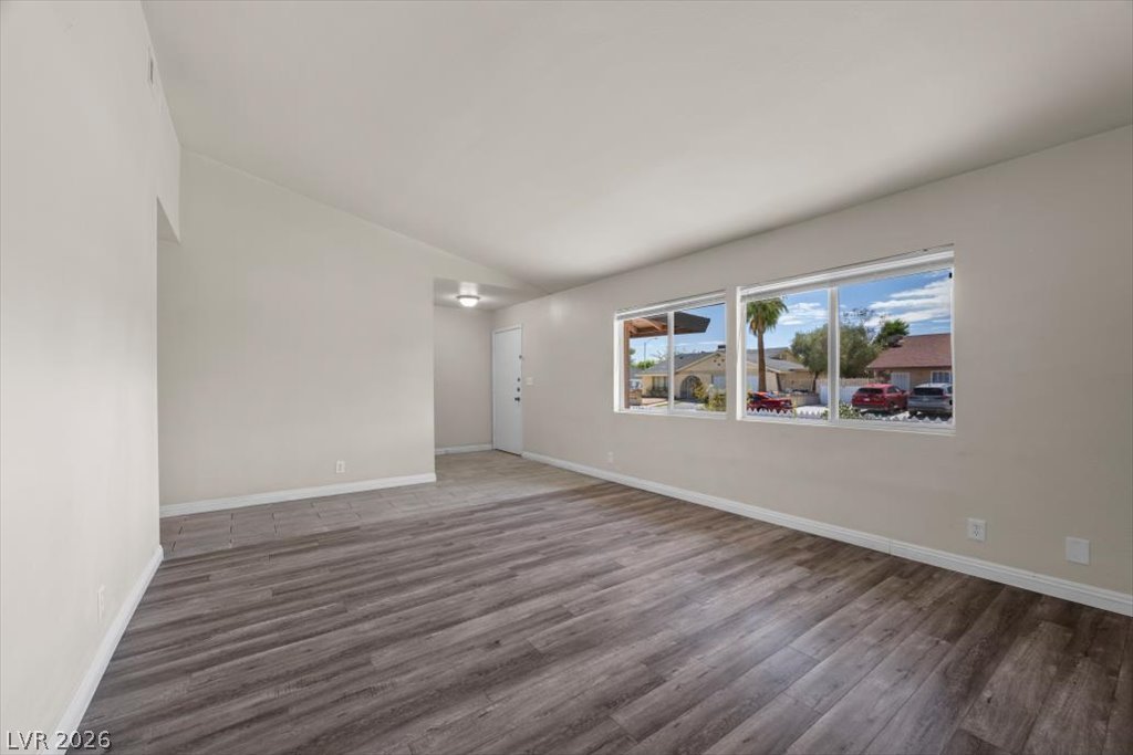 5132 Springland Street Property Photo 13