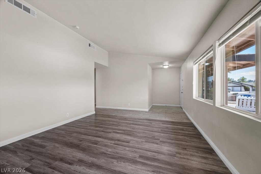 5132 Springland Street Property Photo 15