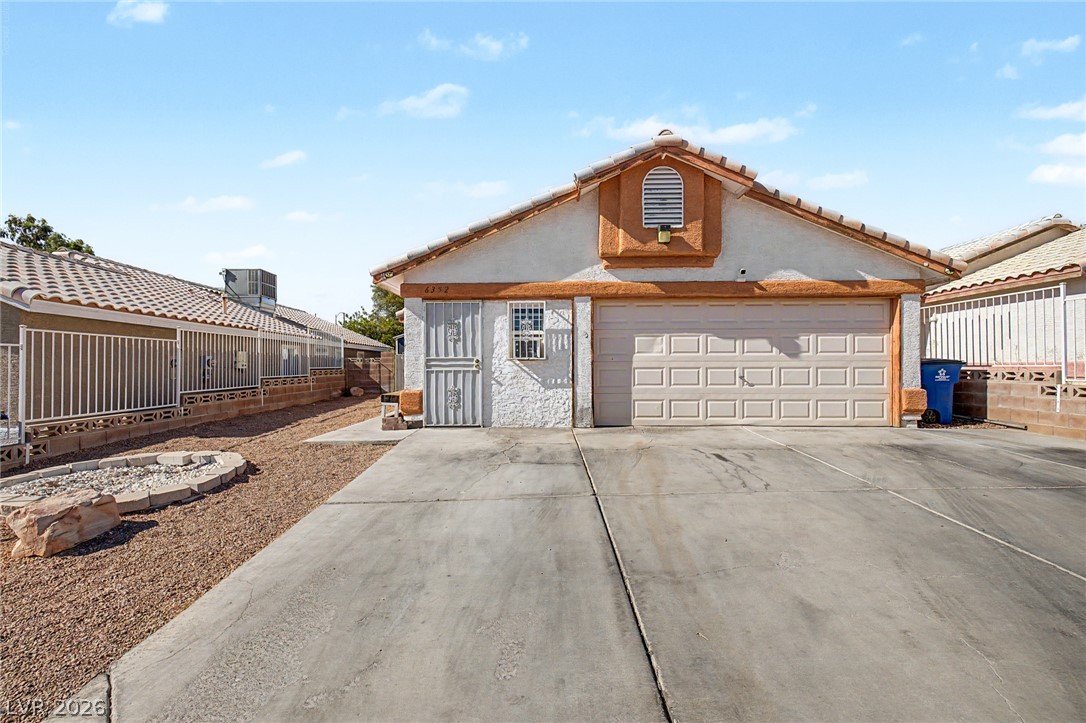 6352 Gold Canyon Drive Property Photo 1