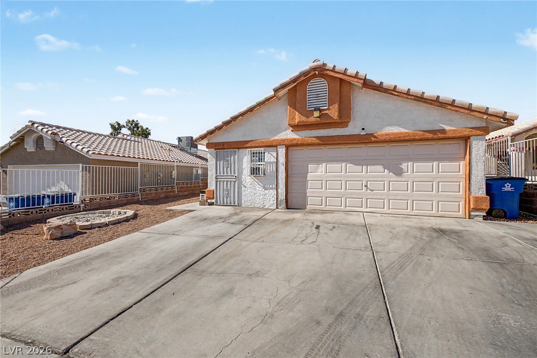 6352 Gold Canyon Drive Property Photo 3
