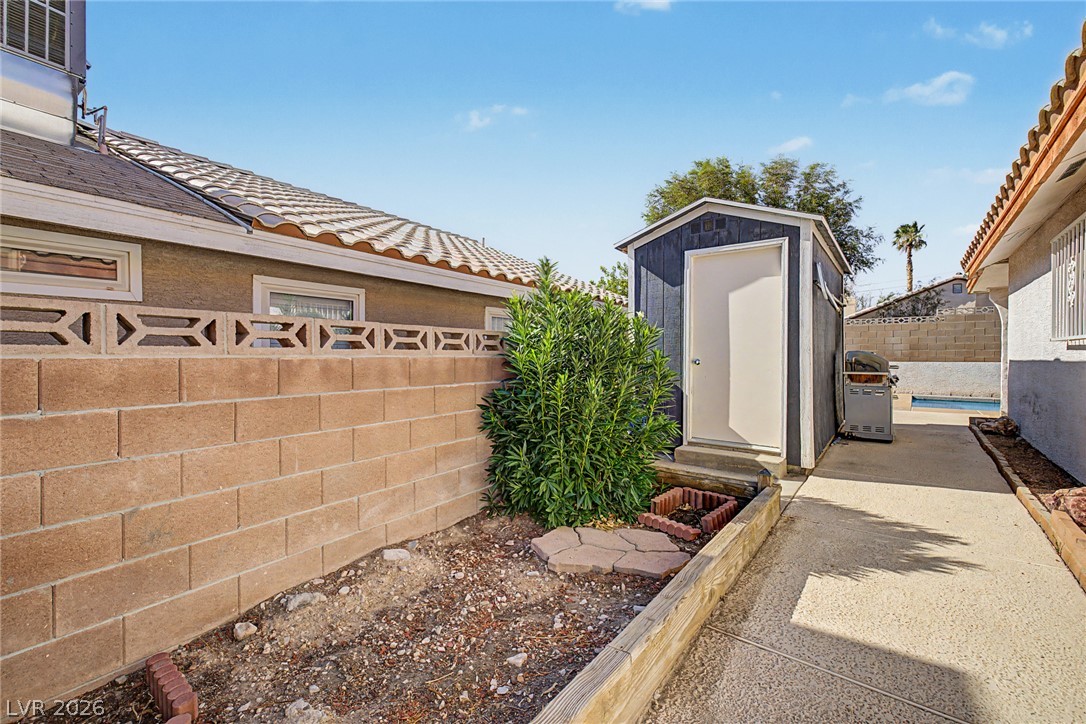 6352 Gold Canyon Drive Property Photo 27