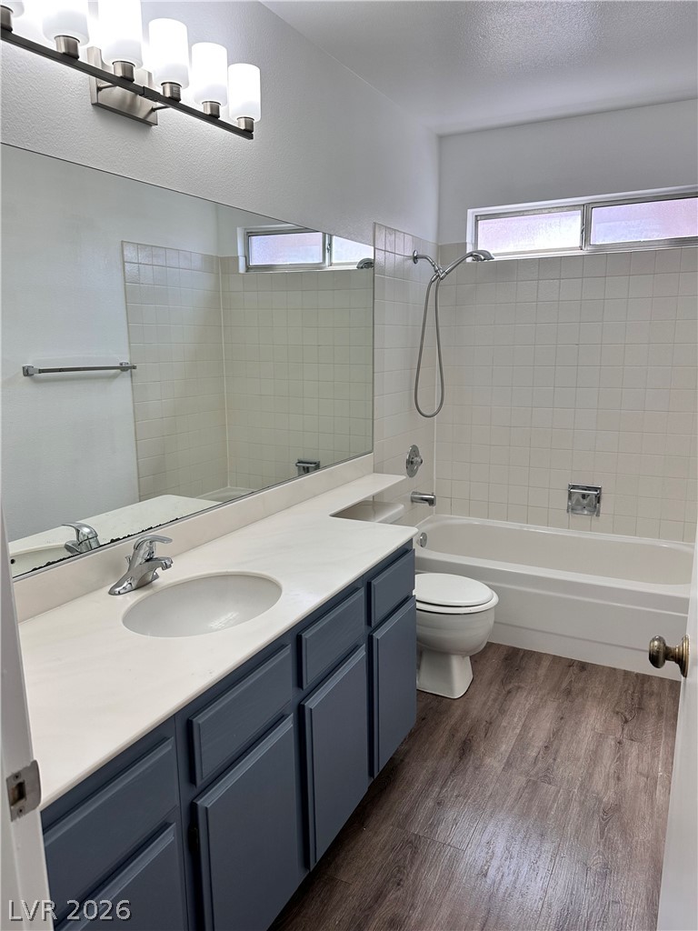 1700 Rolling Hills Drive Property Photo 36