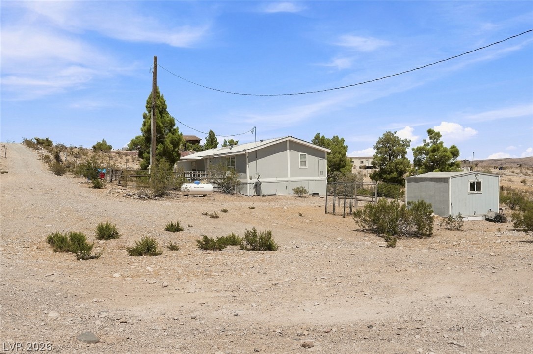 11710 West Ford Avenue Property Photo 4