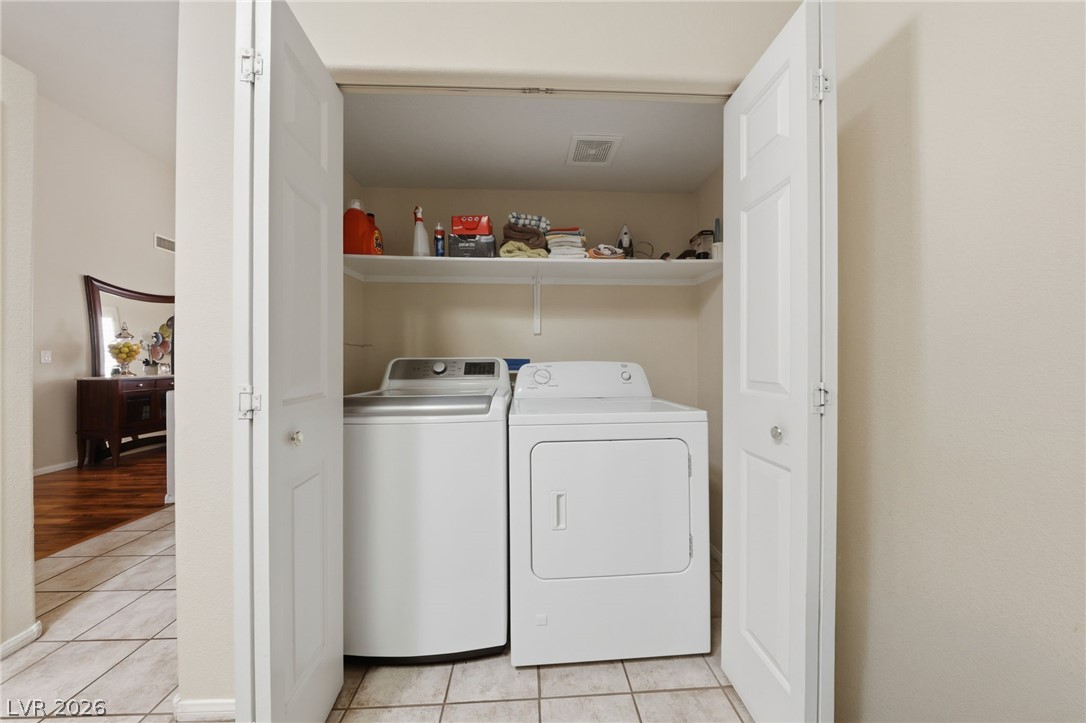 3420 Wexford Lane 104 Property Photo 16