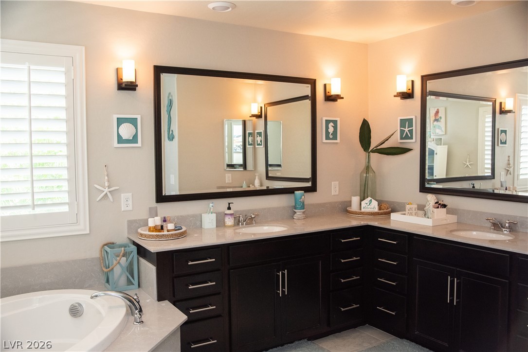 2866 Santa Caterina Drive Property Photo 23