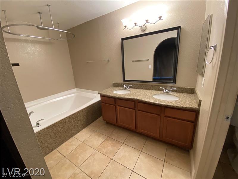 1850 North Decatur Boulevard 102 Property Photo 3