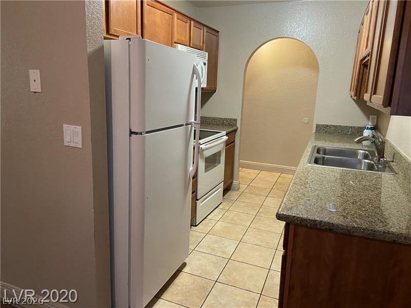 1850 North Decatur Boulevard 102 Property Photo 9