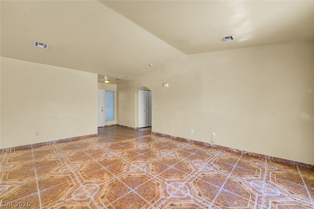 2739 East Colton Avenue 0 Property Photo 7