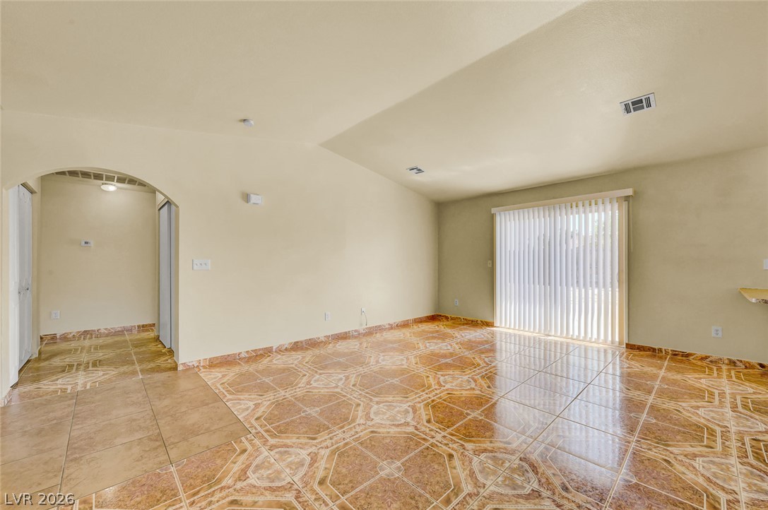 2739 East Colton Avenue 0 Property Photo 8