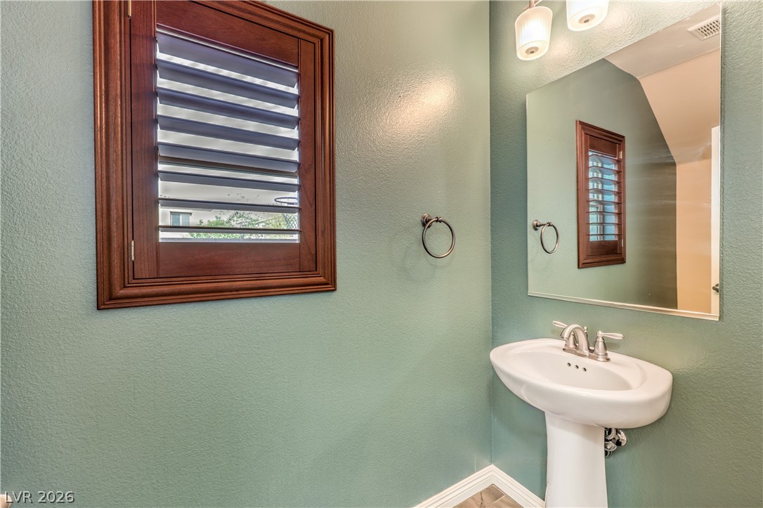 824 Plockton Property Photo 11