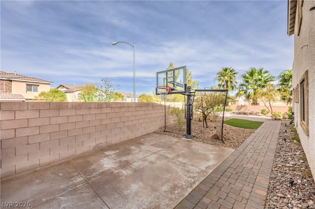 824 Plockton Property Photo 39