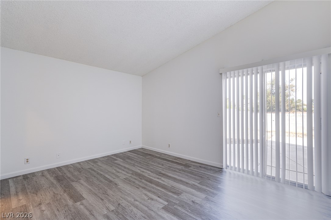 3821 Summer Breeze Circle Property Photo 12