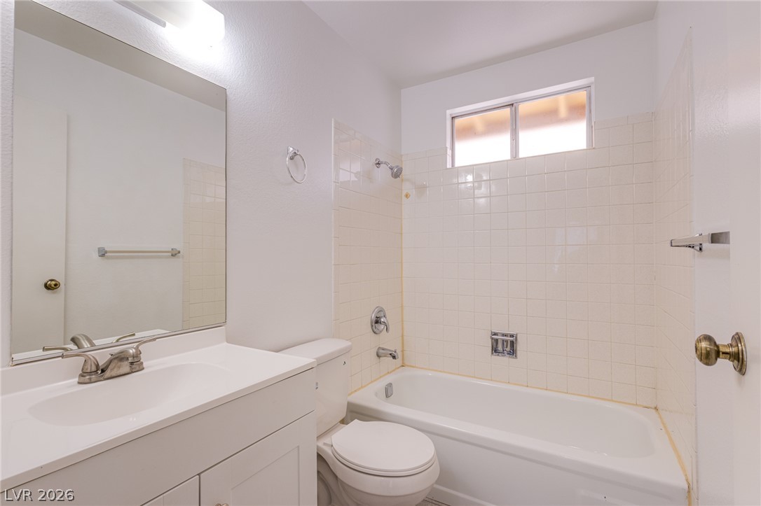 3821 Summer Breeze Circle Property Photo 18