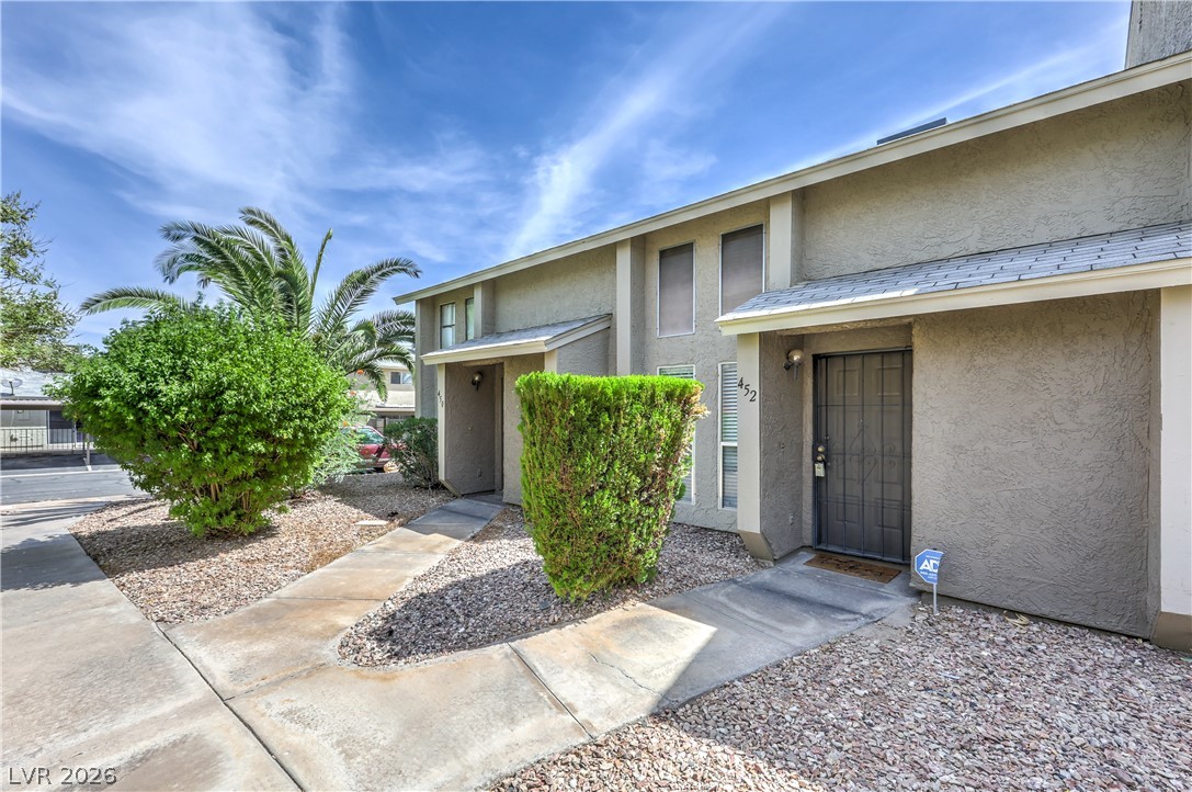 452 Sellers Place Property Photo 15