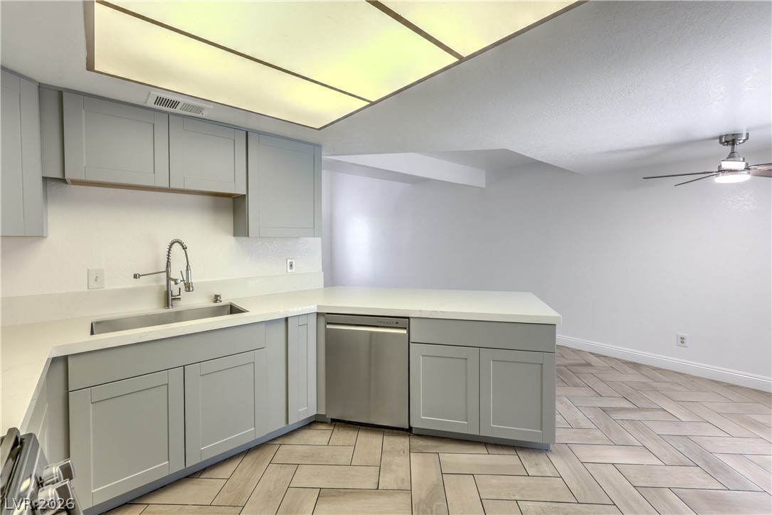 452 Sellers Place Property Photo 23