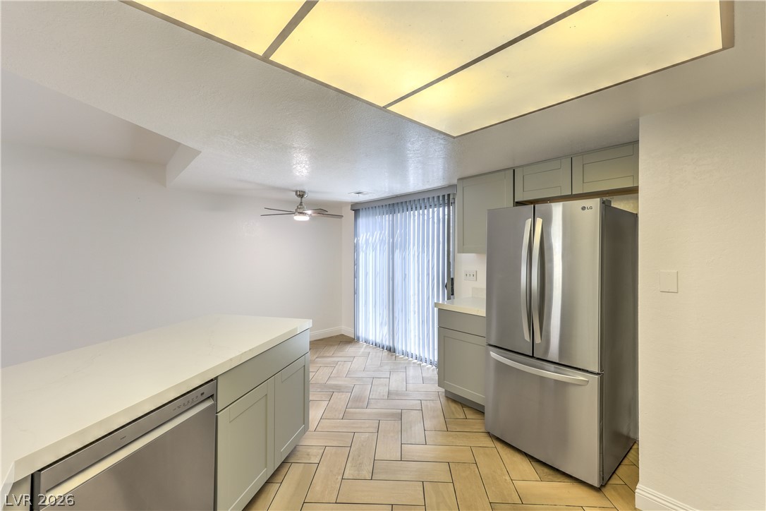 452 Sellers Place Property Photo 24