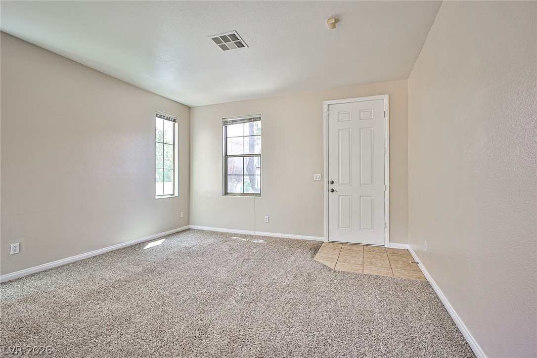 8022 Diamond Gorge Road Property Photo 4