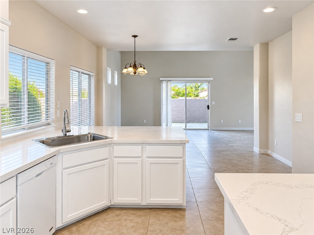 10516 Allthorn Avenue Property Photo 1