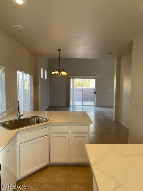 10516 Allthorn Avenue Property Photo 4