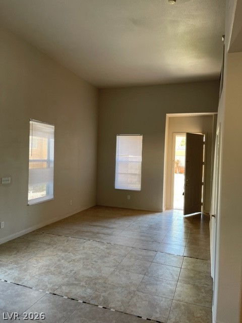 10516 Allthorn Avenue Property Photo 5
