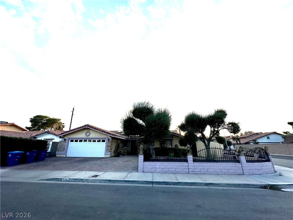 3811 Leisure Lane Property Photo 1