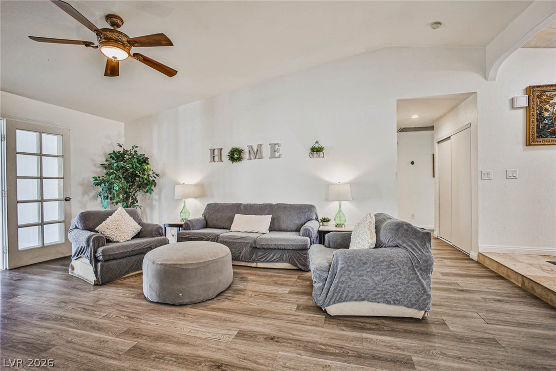 3811 Leisure Lane Property Photo 7