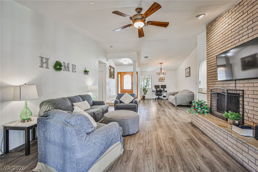 3811 Leisure Lane Property Photo 8