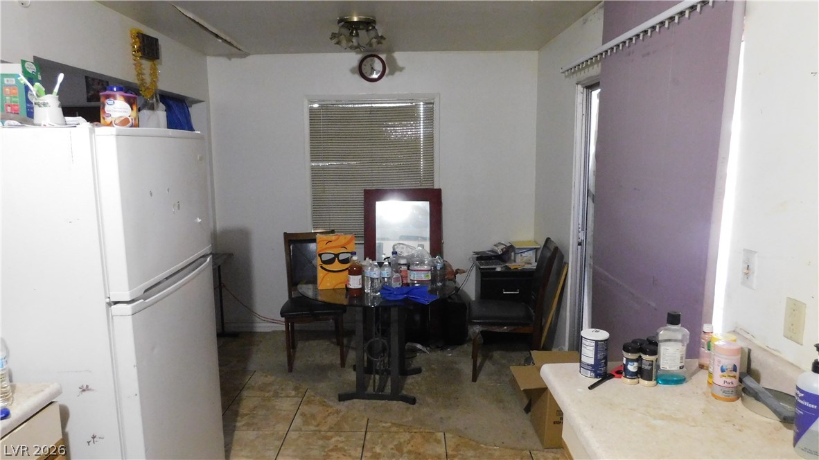 4316 Las Lomas Avenue Property Photo 7