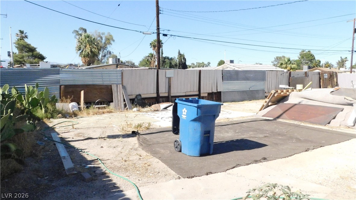 4316 Las Lomas Avenue Property Photo 18
