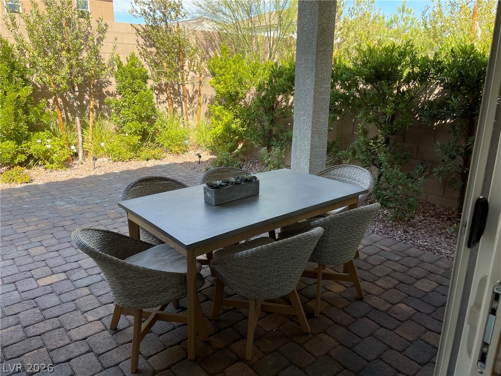 9570 Glasgow Ridge Court Property Photo 39