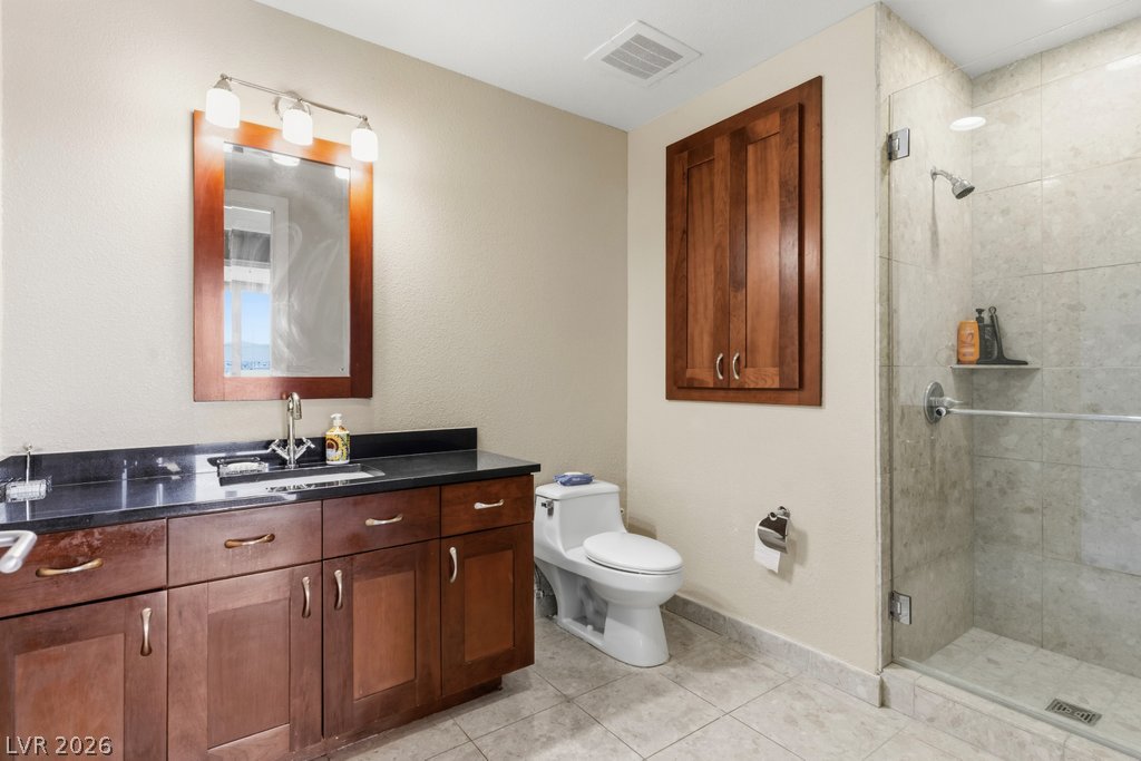 4525 Dean Martin Drive 402 Property Photo 15